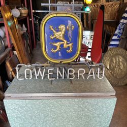 Old Lowen Brau Sign 2 Breaks In Glass Ballast Not Working As is
