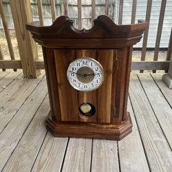 Mantle Clock