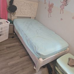 Twin Bed Abd Mattress