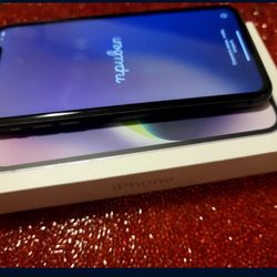 Unlocked iPhone 11  / 64GB  Blck