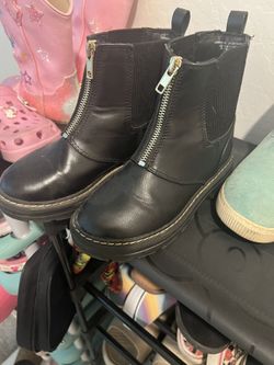 Girls Boots