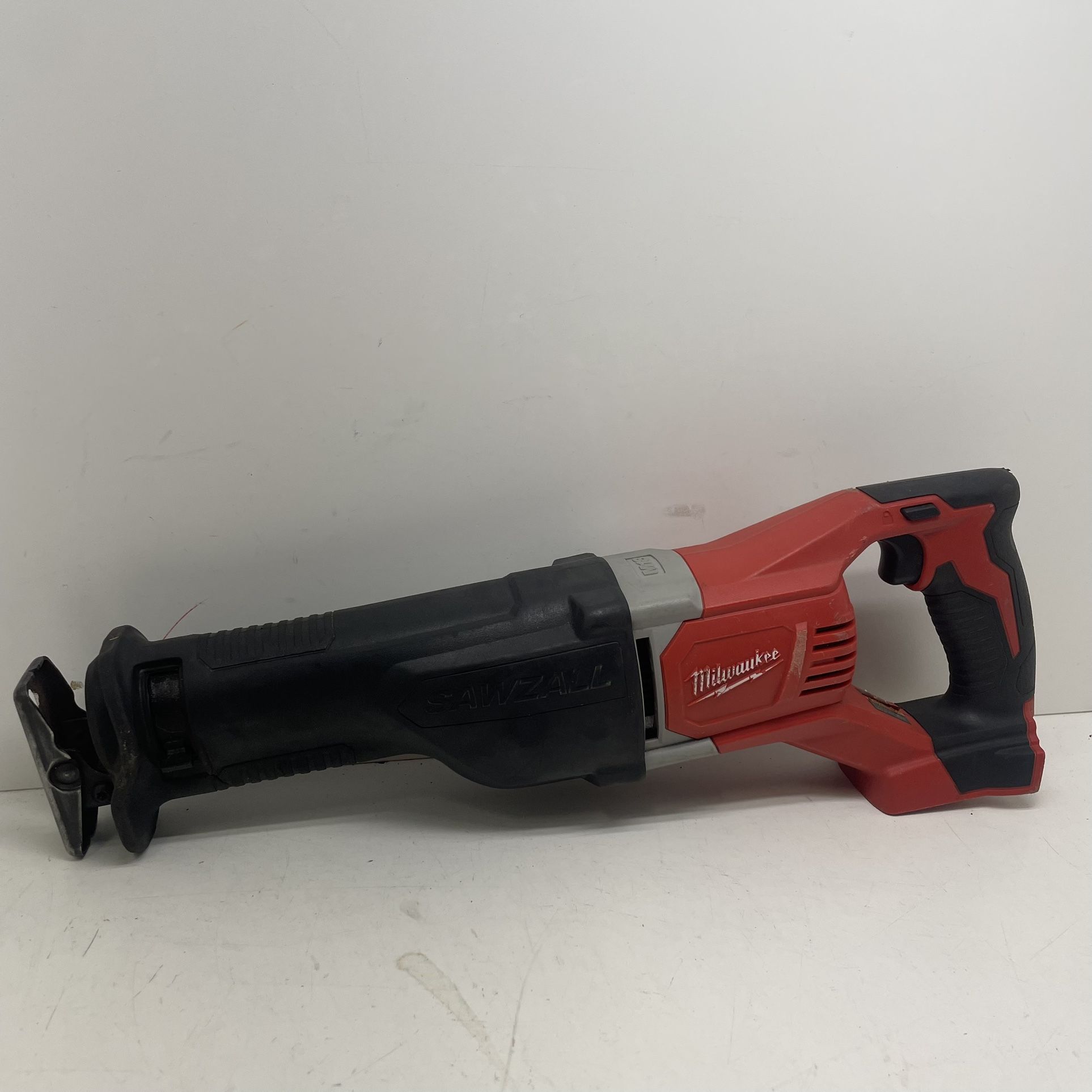 Milwaukee M18 Sawzall 204487/12