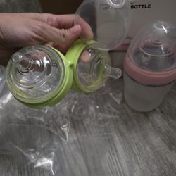 Comotomo Baby Bottles Nipples