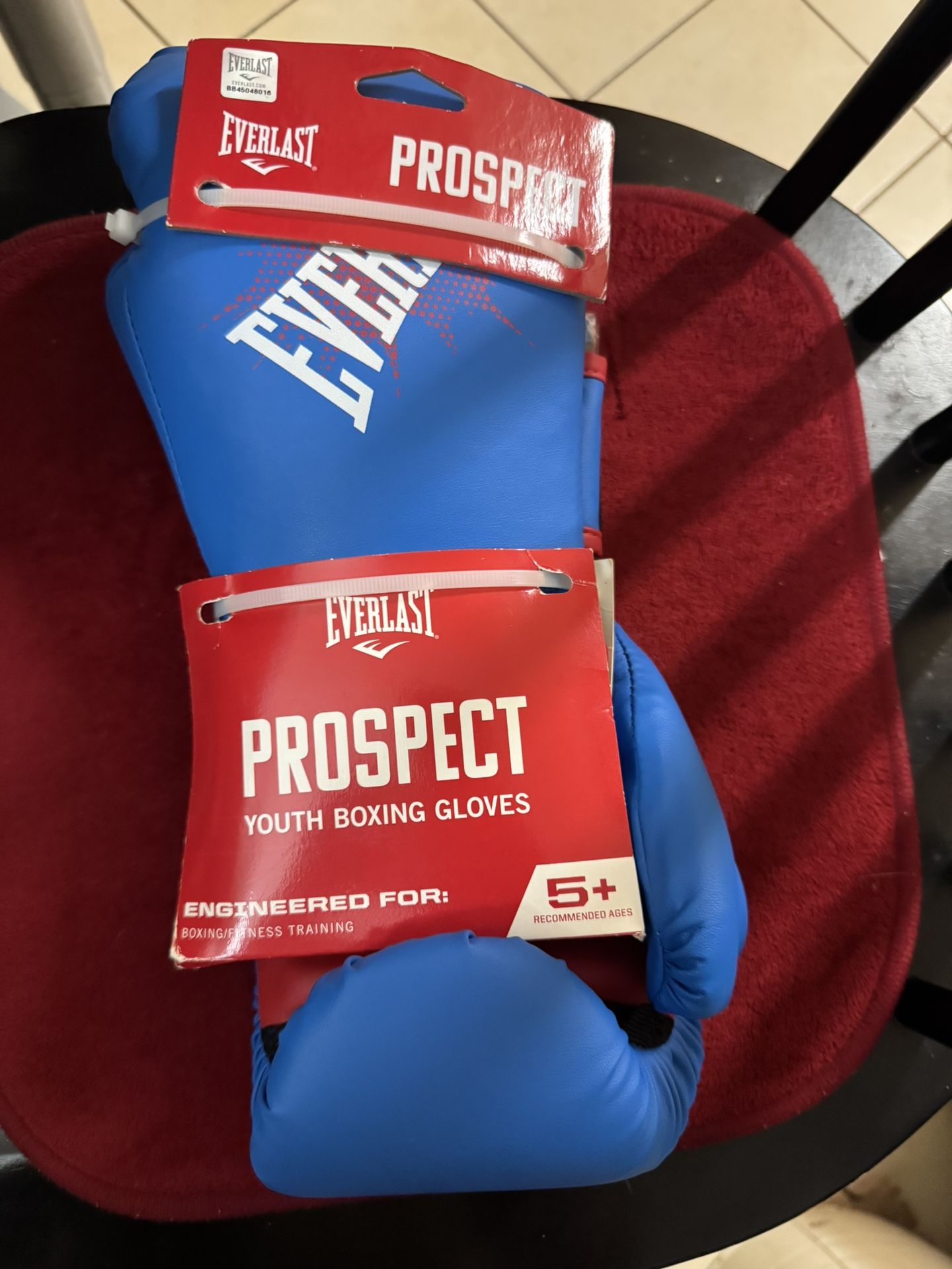 Everlast Prospect Youth Boxing Gloves