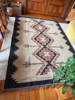 NEW! 6’x9’ Rug - wool & jute