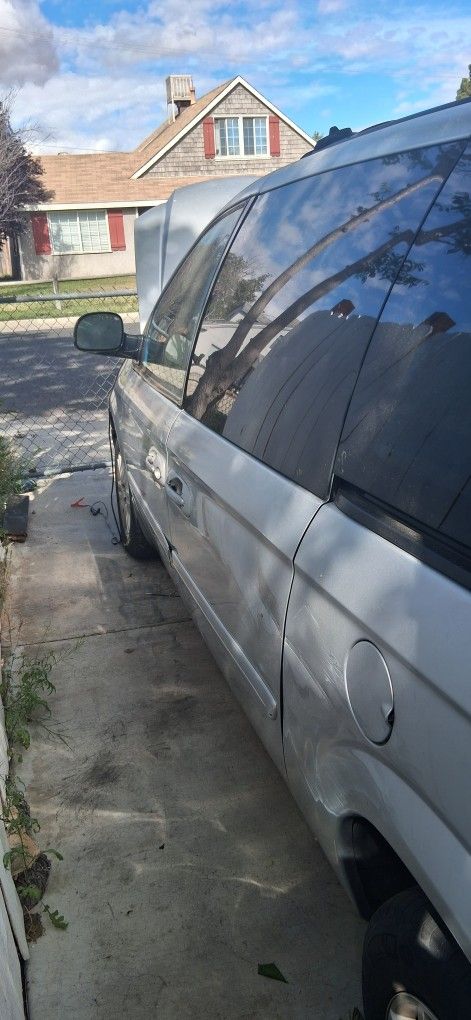 2005 Dodge Caravan/Grand Caravan