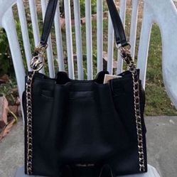 Michael Kors set NWT flats size 8 Pick up location in the city of Pico Rivera 