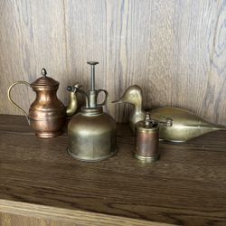 Assorted Vintage Decor