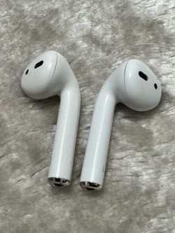 ‼️ AirPods (2nd Generation) with the Wireless Charging Case.  •	A2032 / A2031 – AirPods 2nd Gen‼️