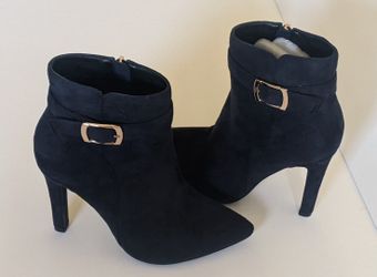 Navy Blue Seude Ankle  Booties 