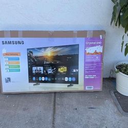 43” Samsung smart 4k led Uhd tv 