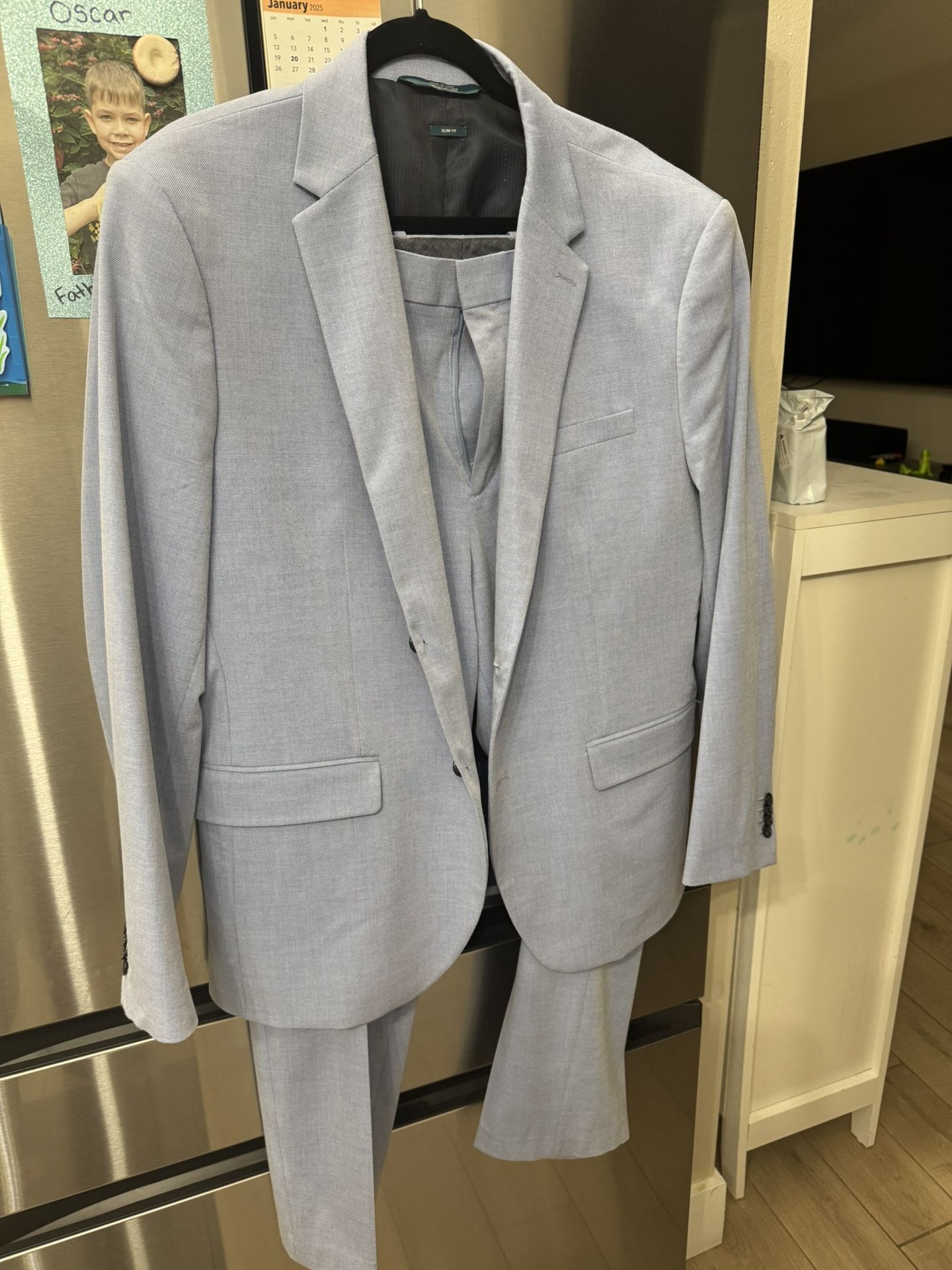 Perry Ellis Suit Light Blue *Like New*