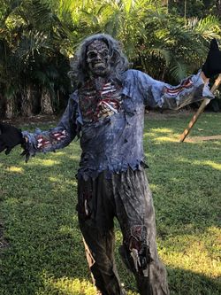 Zombie Costume - Adult