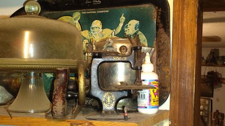 Antique Singer Hand Crank Sewing Machine