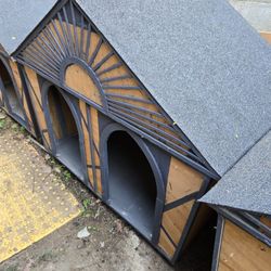 Large Dog House (Available)