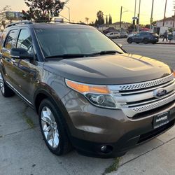 2015 Ford Explorer