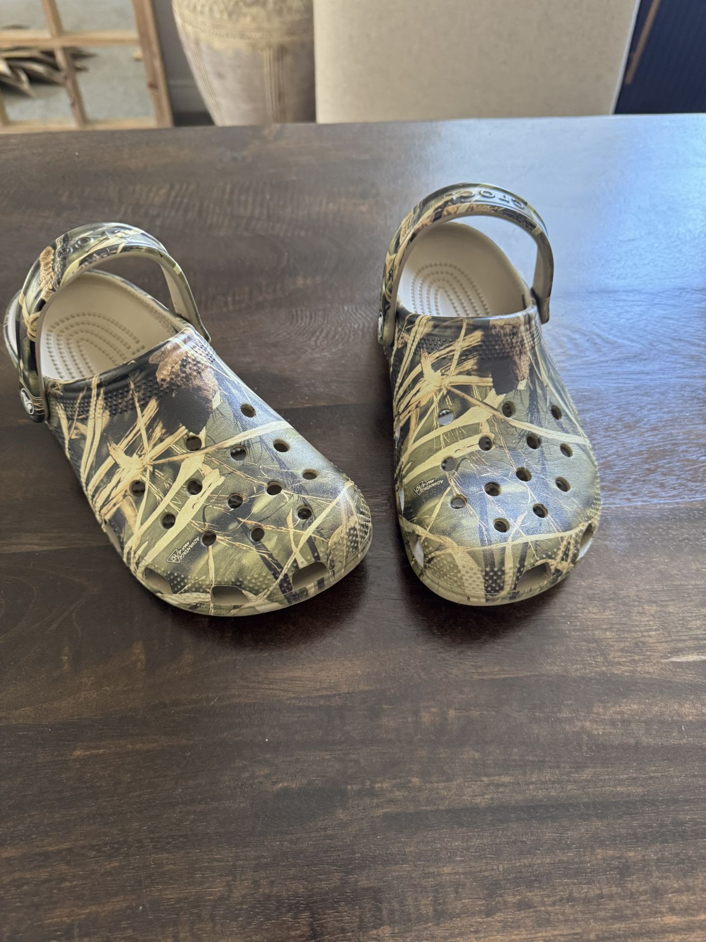 Crocs J6 Camouflage- Excellent Condition