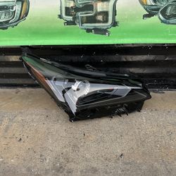 2018-2021 Lexus Nx300 Headlight Oem 