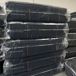 Stearns & Foster Lux Estate Queen