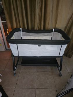 Baby Bassinet with Wheels and Storage