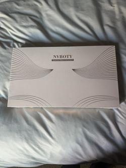 NVBOTY LED Light Therapy Facial Mask – New in Box