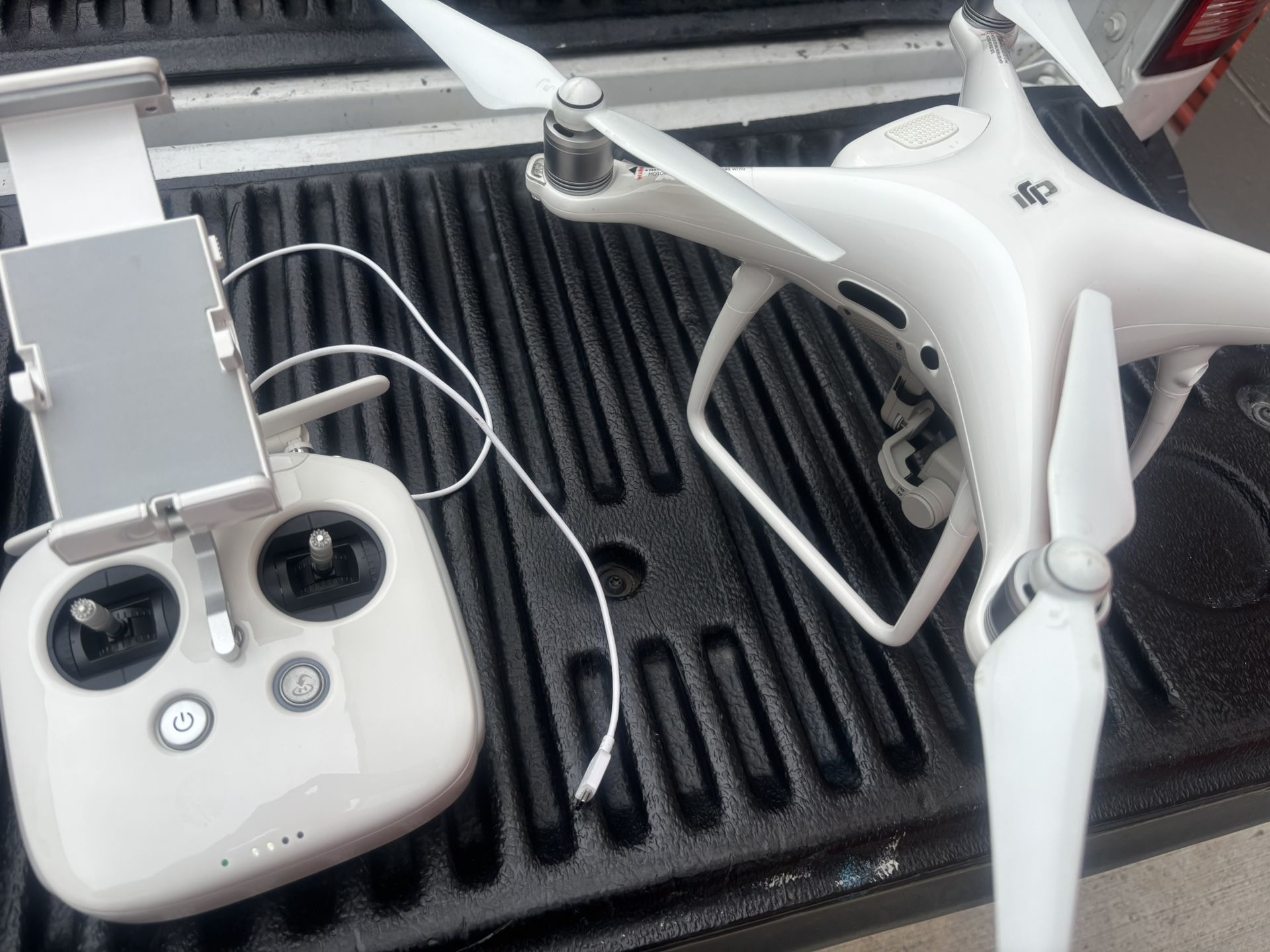 Dji Phantom 4 Pro V1 Drone. 48mph