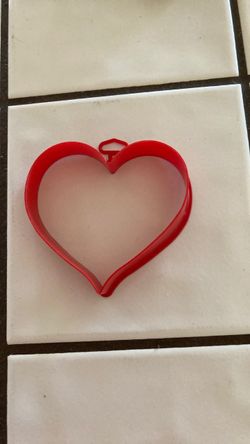 Baking cutout