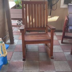 Rocking Chair 