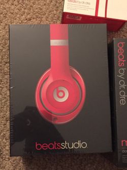 Beat headphones all brand new