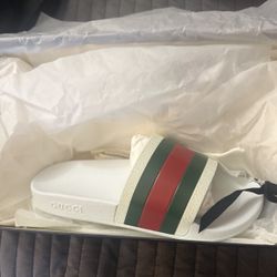 Gucci Pursuit Pool Slides