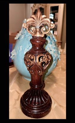 Fleur De Lis and Hearts Carved Wood Home Decor Accent Piece.