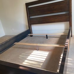 Ashley Furniture Bed Frame Queen