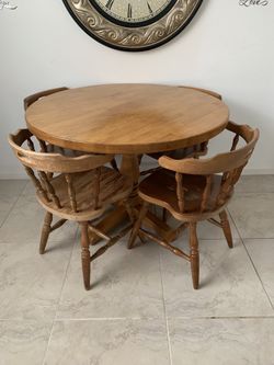Table 4 chairs
