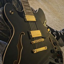 Peavey JF1-EX Seni-Hollowbody Guitar