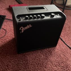 Fender Mustang LT25 Amp