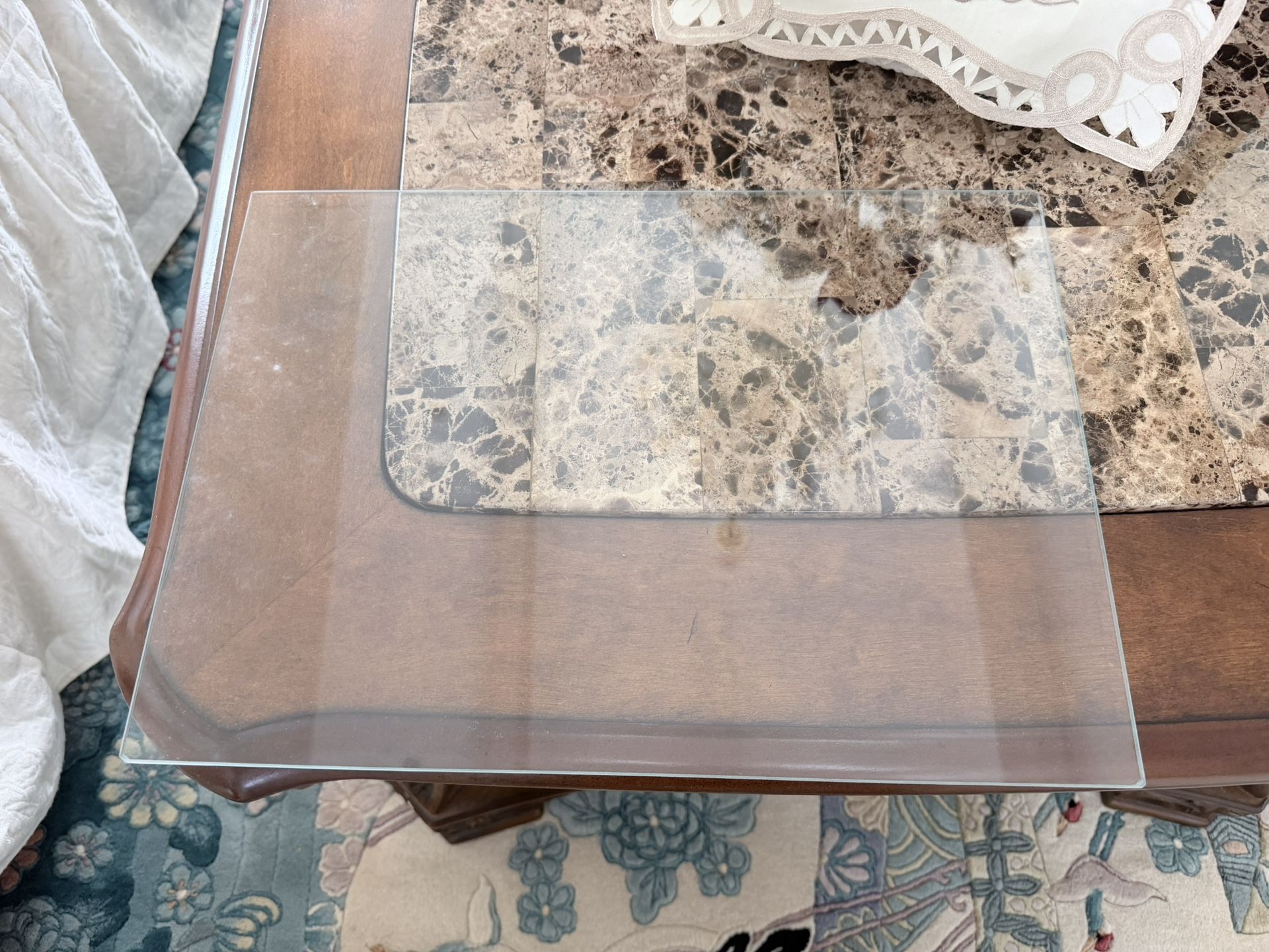 WR32X10156 GE Refrigerator Glass Shelf Genuine OEM Part.