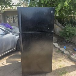 Kenmore Refrigerator 