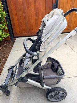 Uppababy Cruz stroller