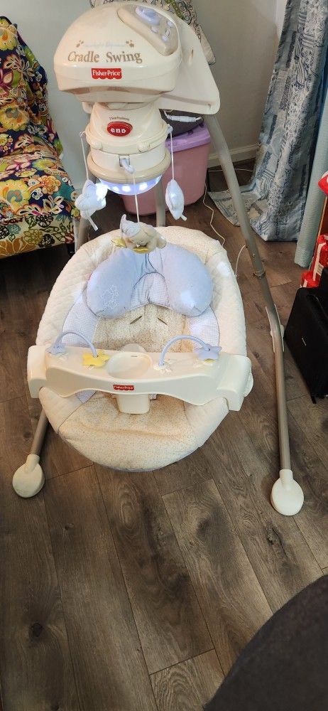 Fisher Price Cradle swing