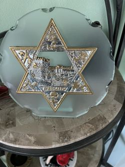 Sending Glass With Space With Jewish Star