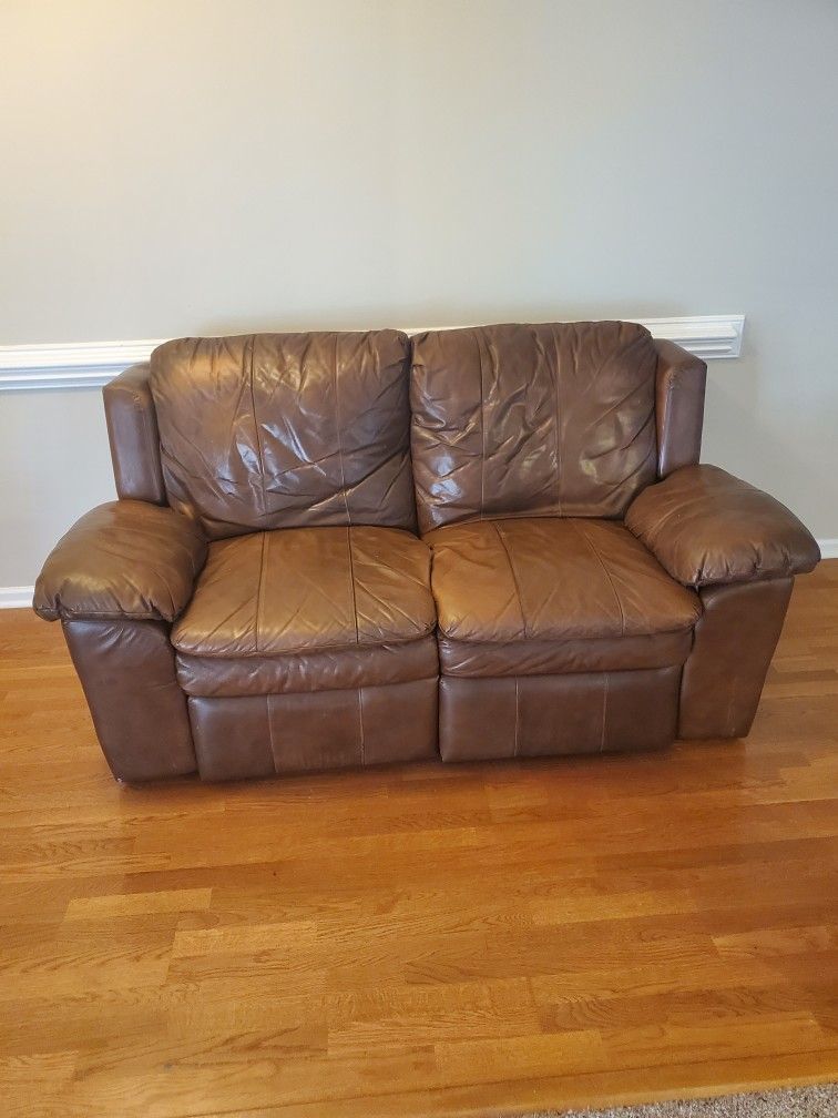 Free To A Good Home Brown Leather Recliner Loveseat With Wear And Tear, See Pictures