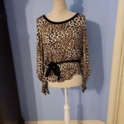 Olivia Medium Womens Blouse 