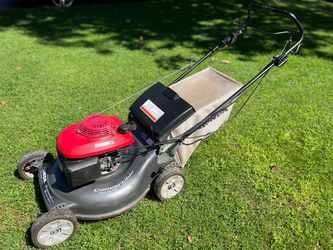 Honda HRT216 Harmony 2 Lawnmower with bag NOT SELF PROPELLED
