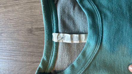 Lululemon shirt