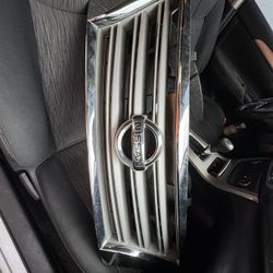 Front OEM Grille 2015 Nissan Sentra