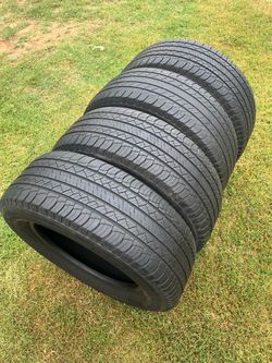 265/60R18 Michelin Tire set of 4