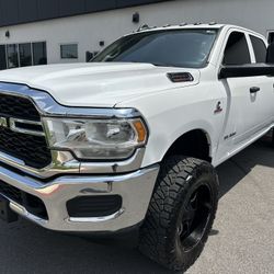 2019 Ram 2500 4X4 Cummins Turbo 