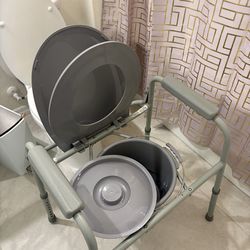 Steel Folding Bedside Commode ( poceta portátil)