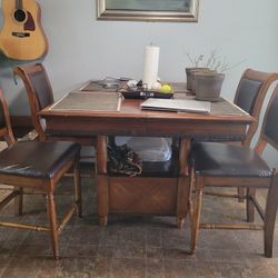 Expandable Dining Table