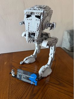 LEGO UCS AT-ST